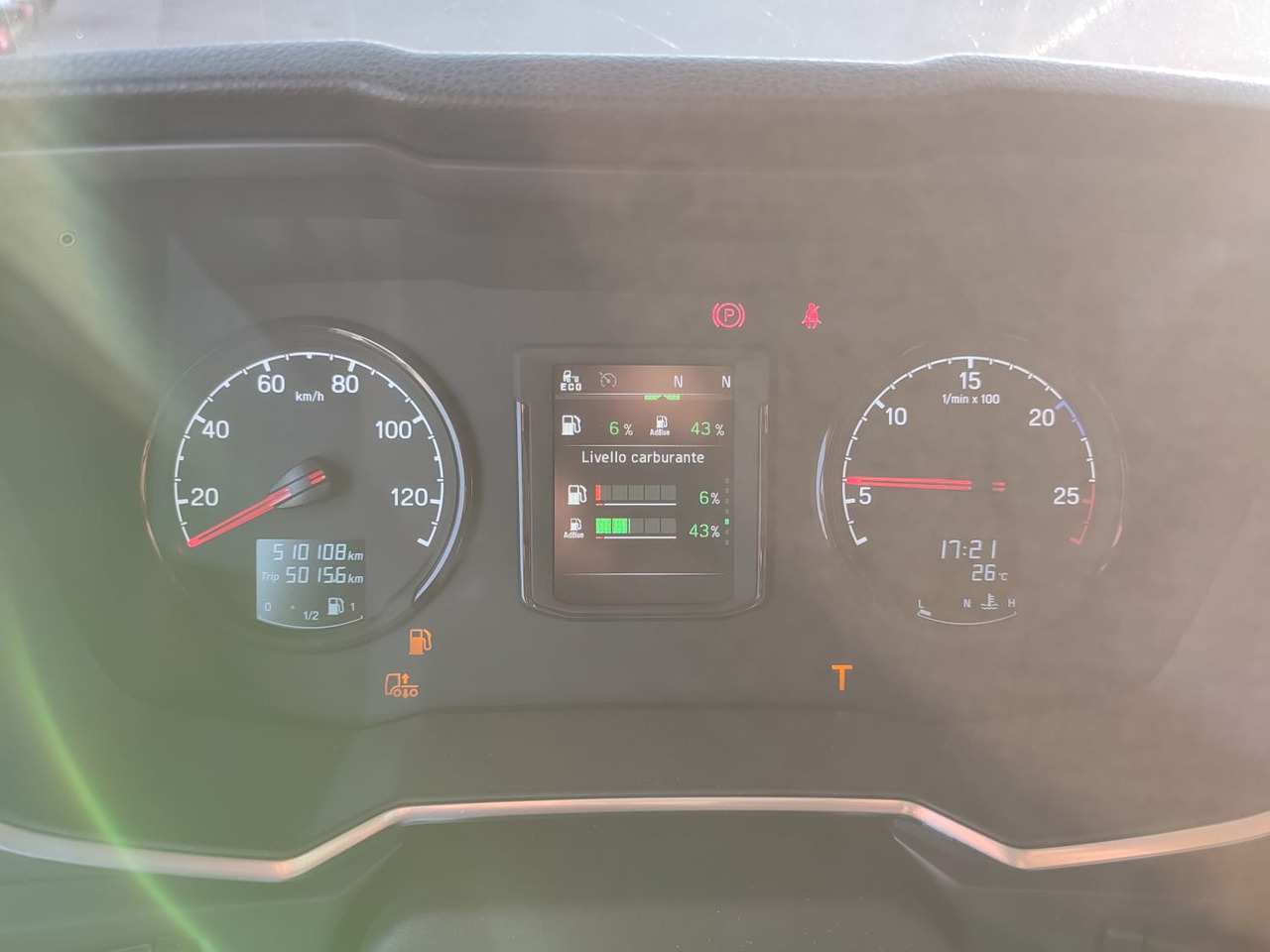 SCANIA R520 - Nyergesvontató: 5 kép. SCANIA R520 - Nyergesvontató: 5 kép.