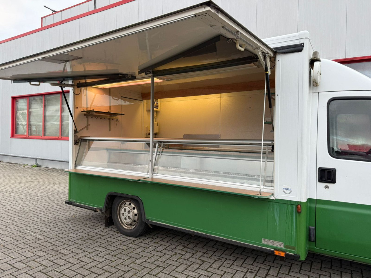 Fiat Borco Höhns Verkaufsmobil - Büféautó: 1 kép. Fiat Borco Höhns Verkaufsmobil - Büféautó: 1 kép.