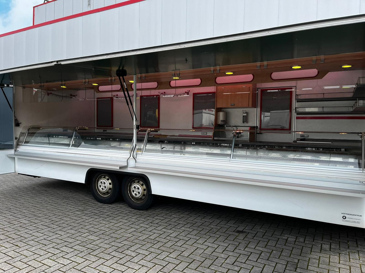 Fiat Borco Höhns Verkaufsmobil - Büféautó: 2 kép. Fiat Borco Höhns Verkaufsmobil - Büféautó: 2 kép.