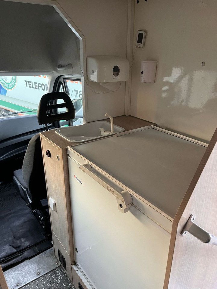 Büféautó Iveco Daily SB Mobil: 10 kép. Büféautó Iveco Daily SB Mobil: 10 kép.