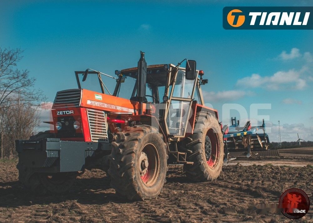 Tianli 12.4-24 AG-MASTER 8PR 121A8 TL - Gumiabroncs - Traktor: 3 kép. Tianli 12.4-24 AG-MASTER 8PR 121A8 TL - Gumiabroncs - Traktor: 3 kép.