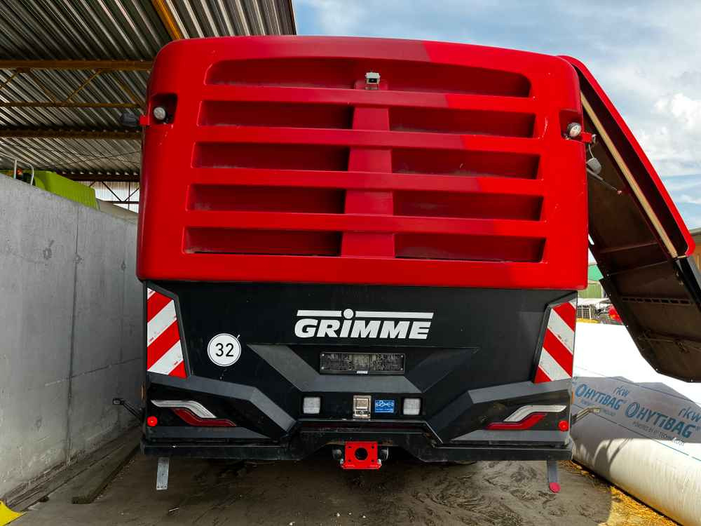 Grimme REXOR 6300 Platinum - Talajművelő gep: 5 kép. Grimme REXOR 6300 Platinum - Talajművelő gep: 5 kép.