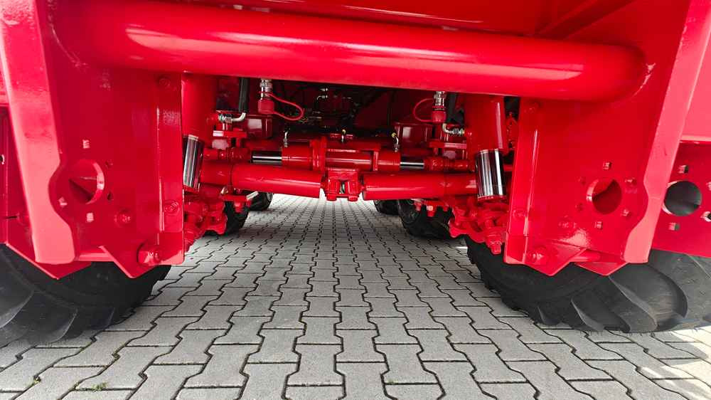 VAIA NL28 (3 axle trailer) - Szálastakarmány betakarítás gépei: 5 kép. VAIA NL28 (3 axle trailer) - Szálastakarmány betakarítás gépei: 5 kép.