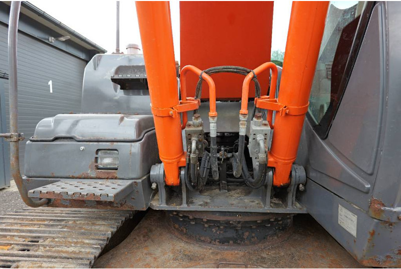Lánctalpas kotró Hitachi ZX 210 LC-3 mono, airco, CW30: 12 kép.