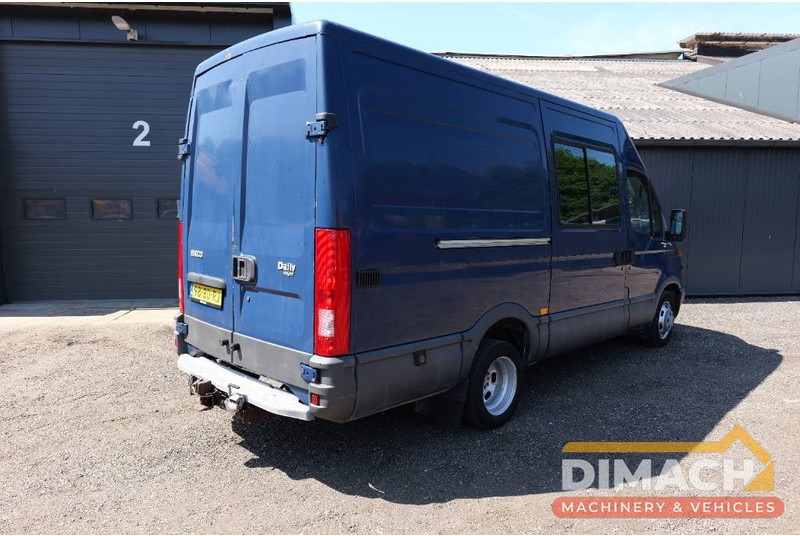 Iveco Daily 35C L2H2 luchtgeremd - Furgon: 2 kép. Iveco Daily 35C L2H2 luchtgeremd - Furgon: 2 kép.