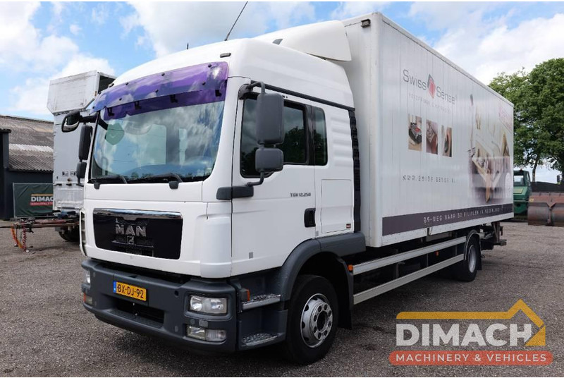 MAN TGM 12.290 wissellaadbak laadklep -loadlift MAN TGM met renova wissel laaldbak systeem ( BDF ) airco TOP !!verhuiswagen - Dobozos felépítményű teherautó: 1 kép. MAN TGM 12.290 wissellaadbak laadklep -loadlift MAN TGM met renova wissel laaldbak systeem ( BDF ) airco TOP !!verhuiswagen - Dobozos felépítményű teherautó: 1 kép.