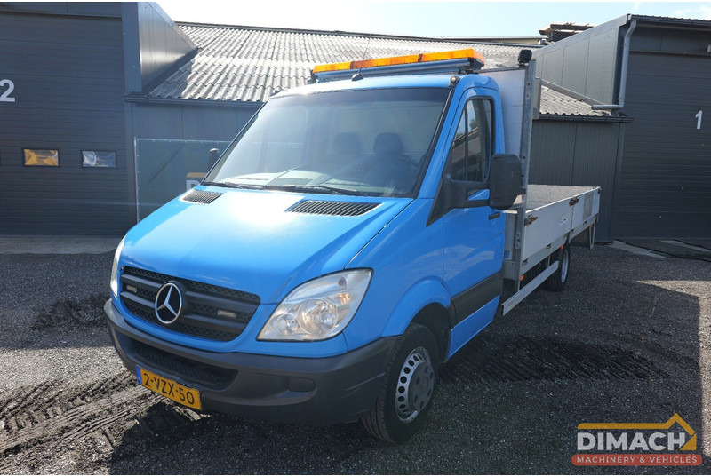 Mercedes-Benz 513 Pritsche - open laadbak wb 433cm euro 5 - Platós kisteherautó: 1 kép. Mercedes-Benz 513 Pritsche - open laadbak wb 433cm euro 5 - Platós kisteherautó: 1 kép.