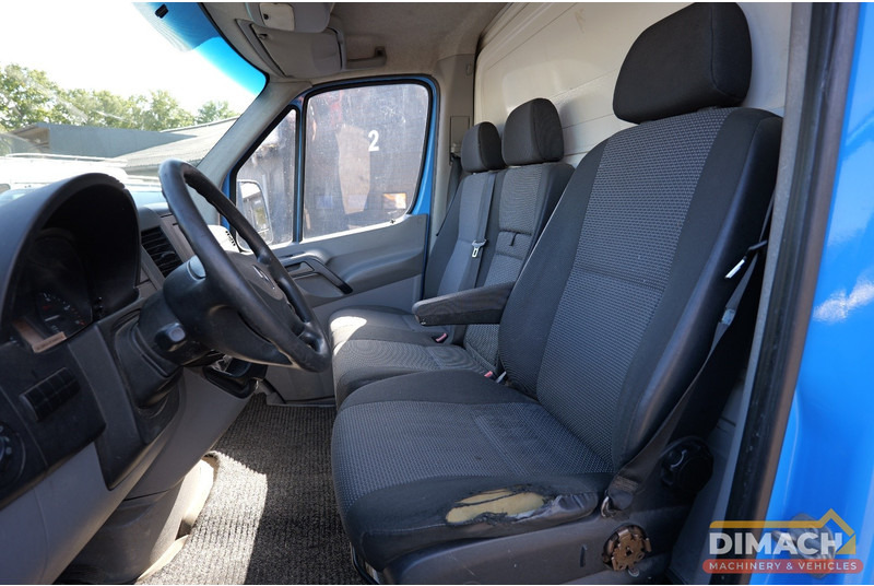 Mercedes-Benz 513 Pritsche - open laadbak wb 433cm euro 5 - Platós kisteherautó: 5 kép. Mercedes-Benz 513 Pritsche - open laadbak wb 433cm euro 5 - Platós kisteherautó: 5 kép.