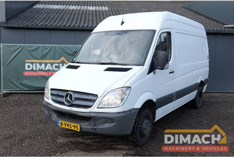 Mercedes-Benz Sprinter 513 L2H2, automatic - Furgon: 1 kép. Mercedes-Benz Sprinter 513 L2H2, automatic - Furgon: 1 kép.