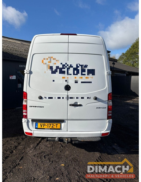 Mercedes-Benz Sprinter  Sprinter 216 L2H2 trekhaak , accident - unfall - rechterkant flink plaatschade, technisch perfect - Kis furgon: 4 kép. Mercedes-Benz Sprinter  Sprinter 216 L2H2 trekhaak , accident - unfall - rechterkant flink plaatschade, technisch perfect - Kis furgon: 4 kép.