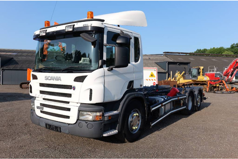 Scania P 230 Euro 5 6x2*4 TOP!! Retarder right hand steer - Alvaz teherautó: 1 kép. Scania P 230 Euro 5 6x2*4 TOP!! Retarder right hand steer - Alvaz teherautó: 1 kép.