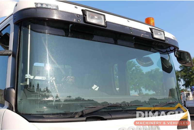 Scania P230 P 230 Euro 5 6x2*4 TOP!! Retarder right hand steer - Alvaz teherautó: 5 kép. Scania P230 P 230 Euro 5 6x2*4 TOP!! Retarder right hand steer - Alvaz teherautó: 5 kép.