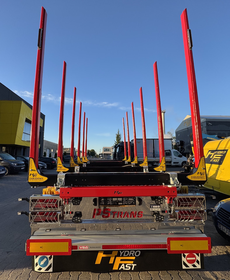 HYDROFAST Przyczepa 3 osiowa / 3 axles timber transport trailer / Remorque à 3 essieux pour le transport de bois / 3-Achs-Rungenanhänger / 3-tengelyes-rönkszállító-pótkocsi / Remorcă pentru transportul lemnului - Rönkszállító pótkocsi: 4 kép. HYDROFAST Przyczepa 3 osiowa / 3 axles timber transport trailer / Remorque à 3 essieux pour le transport de bois / 3-Achs-Rungenanhänger / 3-tengelyes-rönkszállító-pótkocsi / Remorcă pentru transportul lemnului - Rönkszállító pótkocsi: 4 kép.
