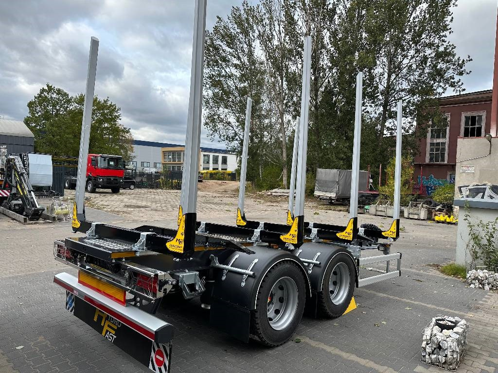 HYDROFAST Tandem log trailer/Tandem-Anhänger/przyczepa leśna tandem - Rönkszállító pótkocsi: 1 kép. HYDROFAST Tandem log trailer/Tandem-Anhänger/przyczepa leśna tandem - Rönkszállító pótkocsi: 1 kép.
