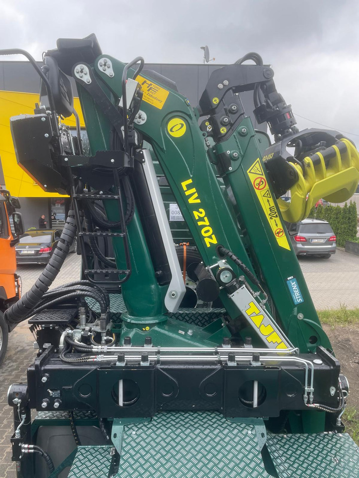 LOGLIFT Tajfun Epslion żuraw / forest crane / Waldkranich/лесозаготовительный кран - Rakodódaru - Erdészeti gép: 3 kép. LOGLIFT Tajfun Epslion żuraw / forest crane / Waldkranich/лесозаготовительный кран - Rakodódaru - Erdészeti gép: 3 kép.