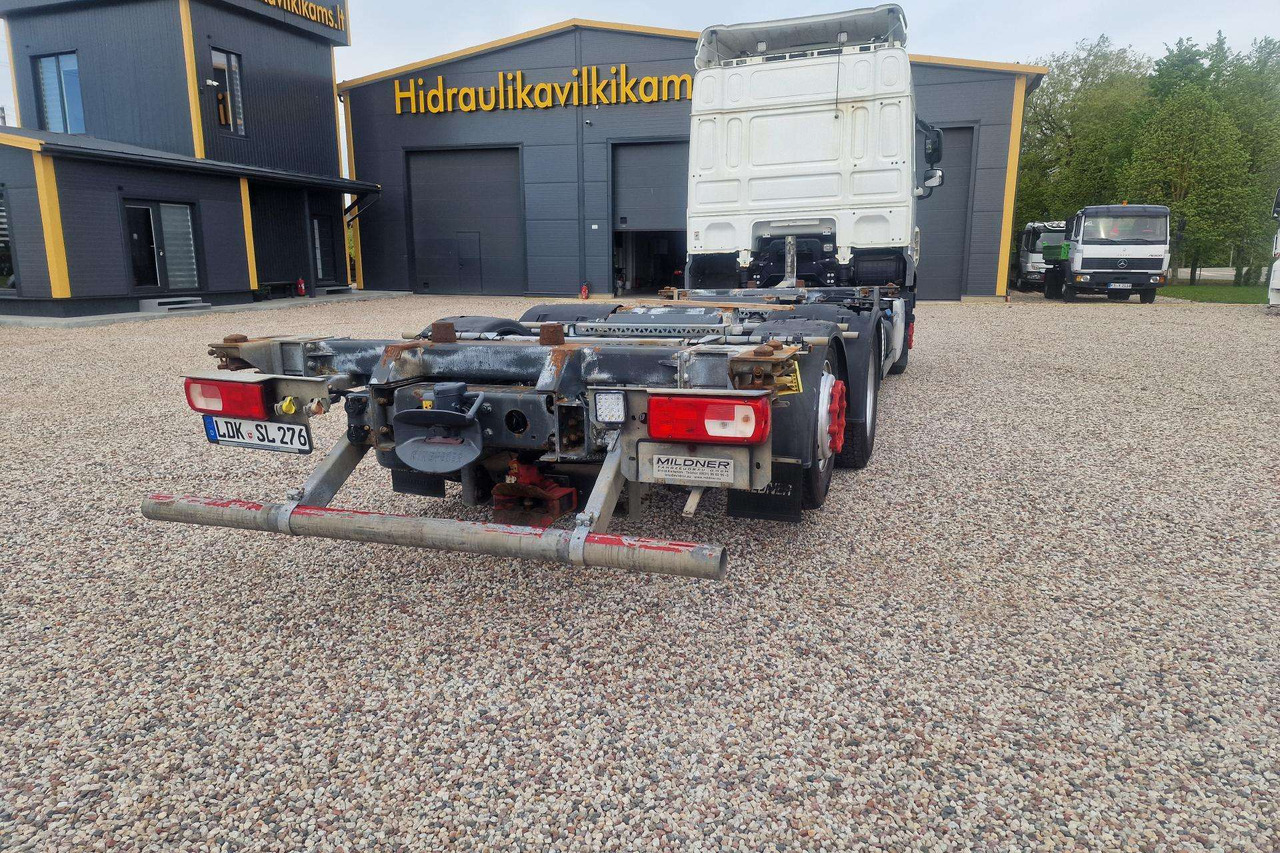 DAF XF 460 - Cserefelépítményes teherautó: 5 kép. DAF XF 460 - Cserefelépítményes teherautó: 5 kép.