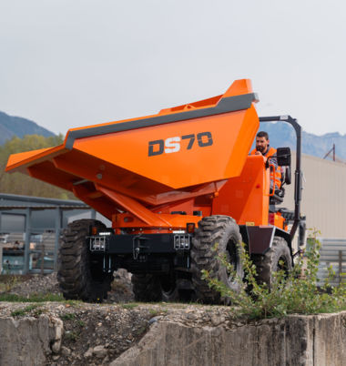 D'Avino DS70 - Minidömper: 1 kép. D'Avino DS70 - Minidömper: 1 kép.