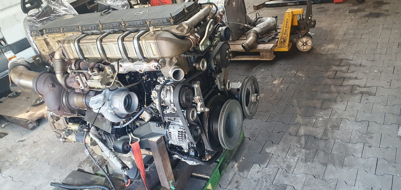 JAGUAR om473 mp4 eur6 silnik - Motor - Betakarító gép: 4 kép. JAGUAR om473 mp4 eur6 silnik - Motor - Betakarító gép: 4 kép.
