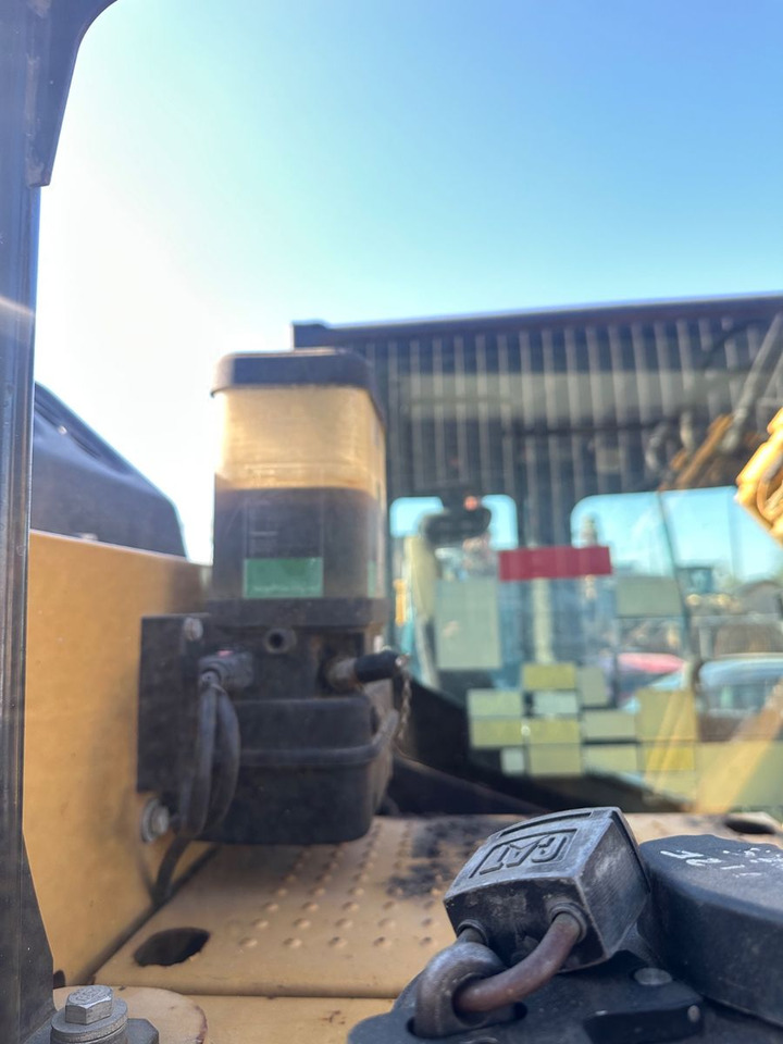 CAT 314EL CR - Lánctalpas kotró: 5 kép. CAT 314EL CR - Lánctalpas kotró: 5 kép.