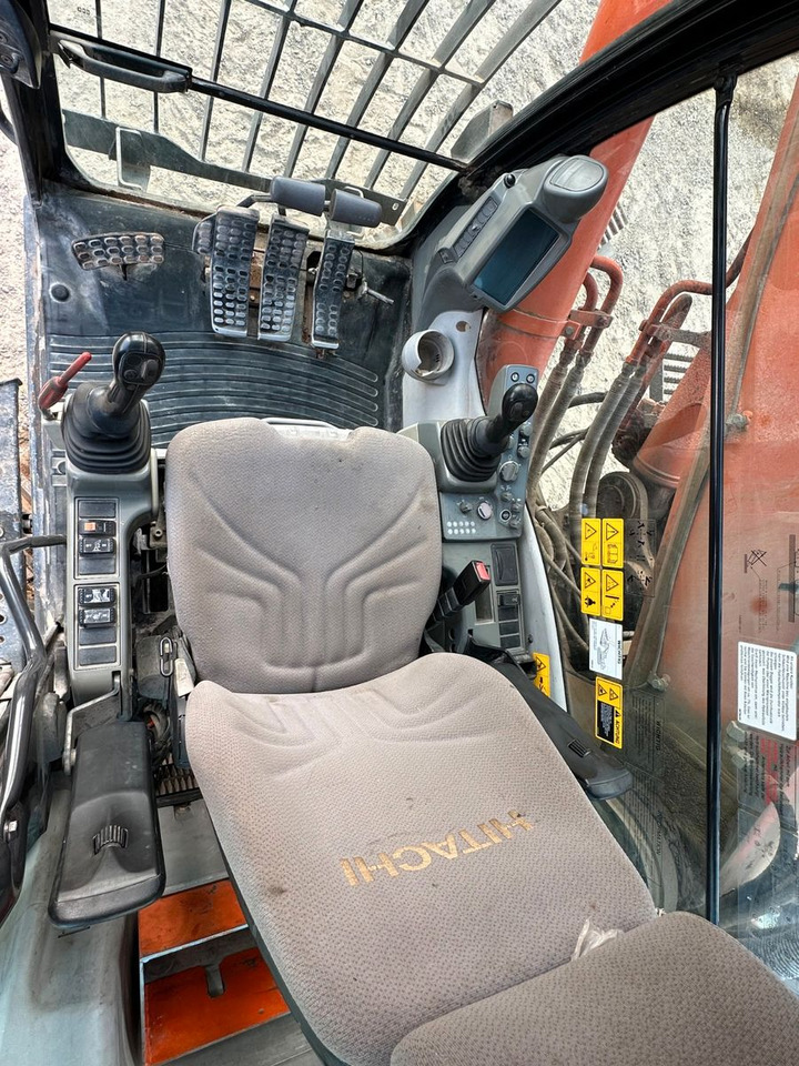 Lánctalpas kotró Hitachi ZX470 LCH-5B: 7 kép.