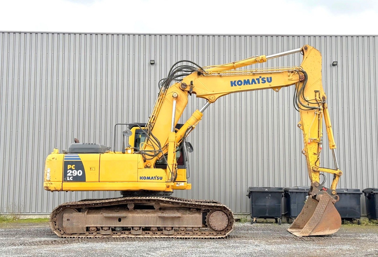 Komatsu PC290LC - 8 - Lánctalpas kotró: 2 kép. Komatsu PC290LC - 8 - Lánctalpas kotró: 2 kép.