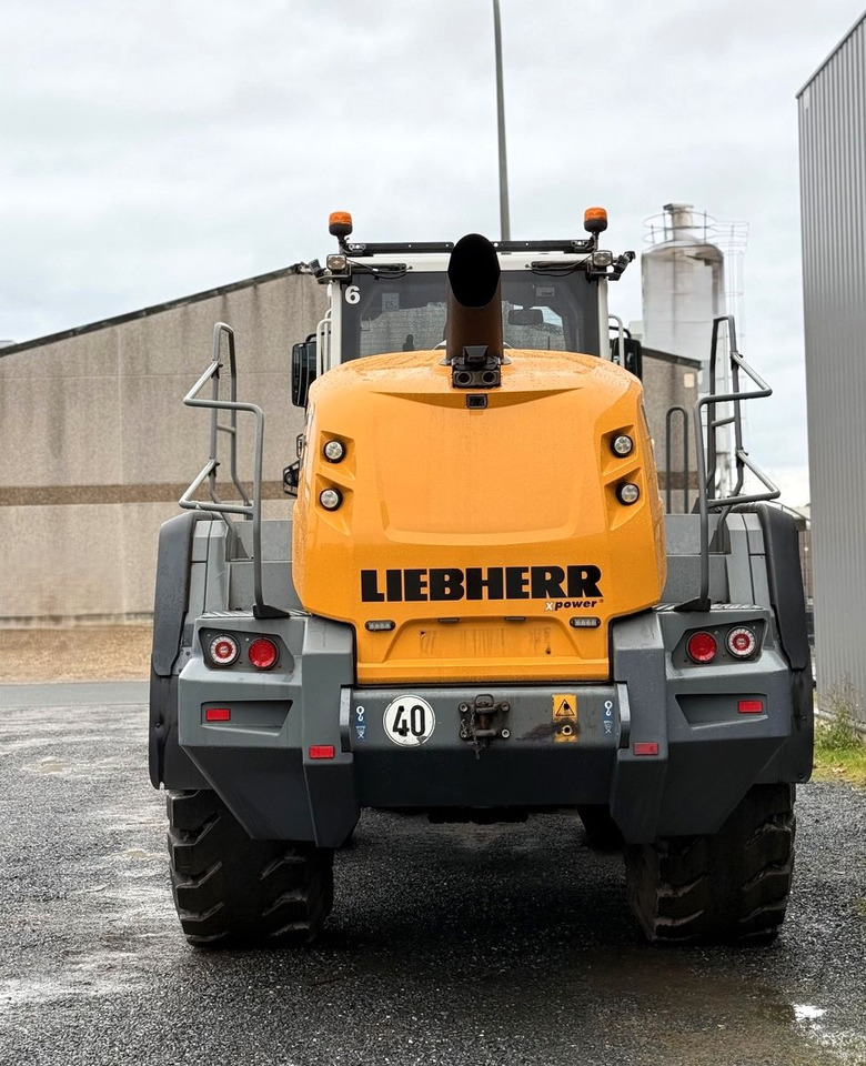 Liebherr L 566 X POWER/ BJ 2022 - Gumikerekes homlokrakodó: 4 kép. Liebherr L 566 X POWER/ BJ 2022 - Gumikerekes homlokrakodó: 4 kép.