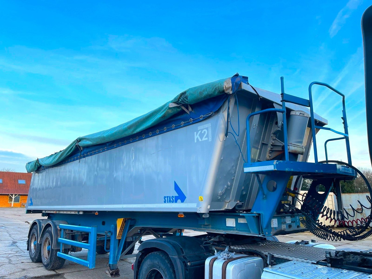 Stas KIPPER/ALU/PLANE - Félpótkocsi billenőplatós: 5 kép. Stas KIPPER/ALU/PLANE - Félpótkocsi billenőplatós: 5 kép.