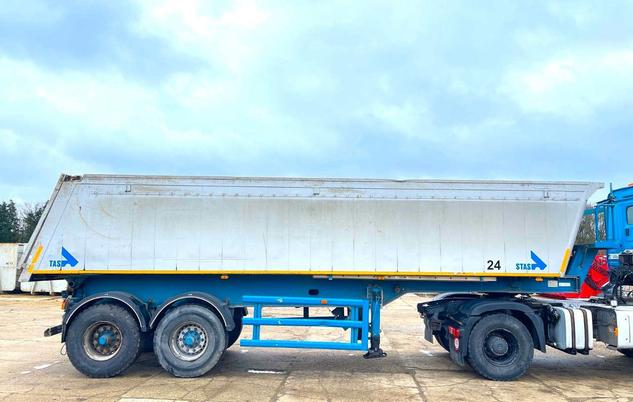 Stas SA236K/ALU/32m3 - Félpótkocsi billenőplatós: 4 kép. Stas SA236K/ALU/32m3 - Félpótkocsi billenőplatós: 4 kép.