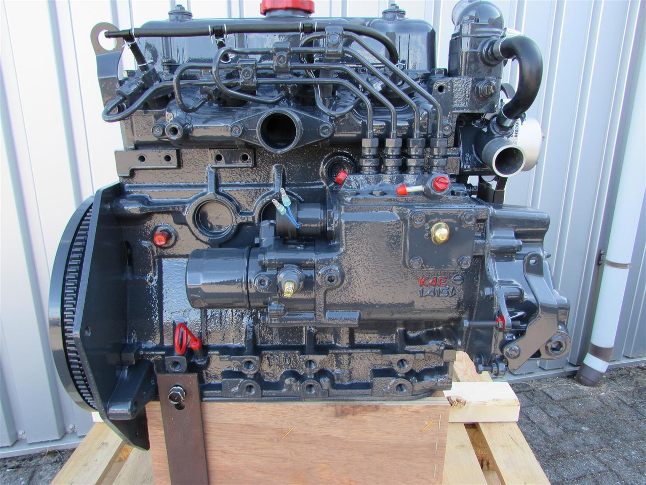 MITSUBISHI K4E-61WH ( Weidemann) RECON - Motor - Gumikerekes kotró: 3 kép. MITSUBISHI K4E-61WH ( Weidemann) RECON - Motor - Gumikerekes kotró: 3 kép.