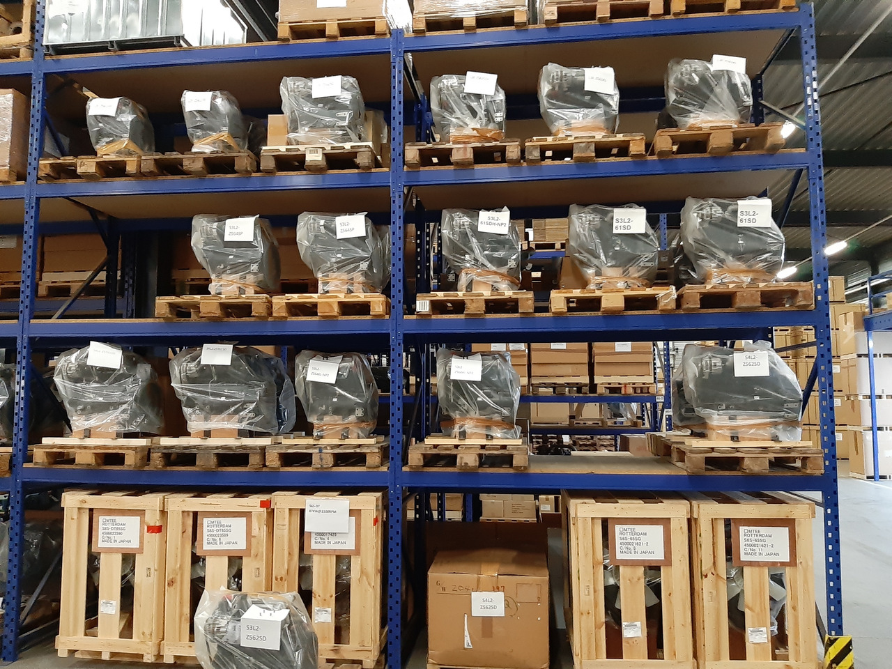 Mitsubishi ENGINES L2E-L3E-S3L2-S4L2-S4Q2-S4S-S4SDT-S6S-S6SDT-6D16TE1-6D16TE2 ( NEW) - Motor - Építőipari gépek: 1 kép. Mitsubishi ENGINES L2E-L3E-S3L2-S4L2-S4Q2-S4S-S4SDT-S6S-S6SDT-6D16TE1-6D16TE2 ( NEW) - Motor - Építőipari gépek: 1 kép.