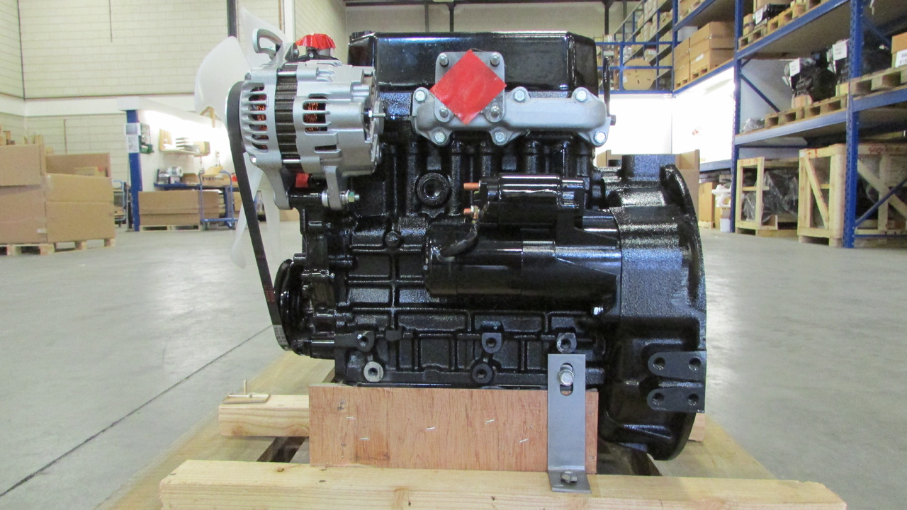 Mitsubishi New engine L3E-Z564SPH stage 5 + PTO - Motor - Kotrógép: 1 kép. Mitsubishi New engine L3E-Z564SPH stage 5 + PTO - Motor - Kotrógép: 1 kép.