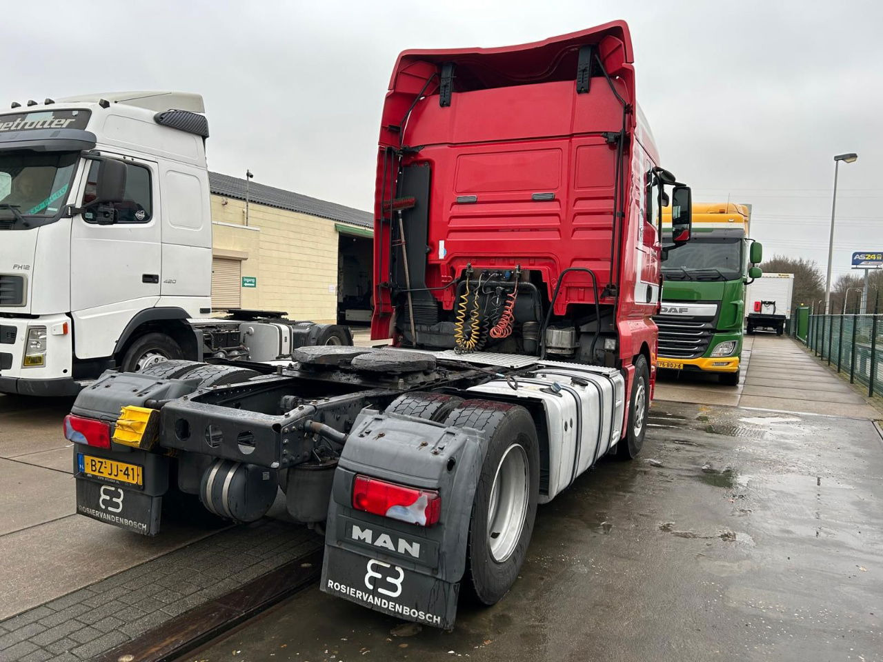 Nyergesvontató MAN TGX 18.440 Euro 5 / 2011 / 440pk: 7 kép.