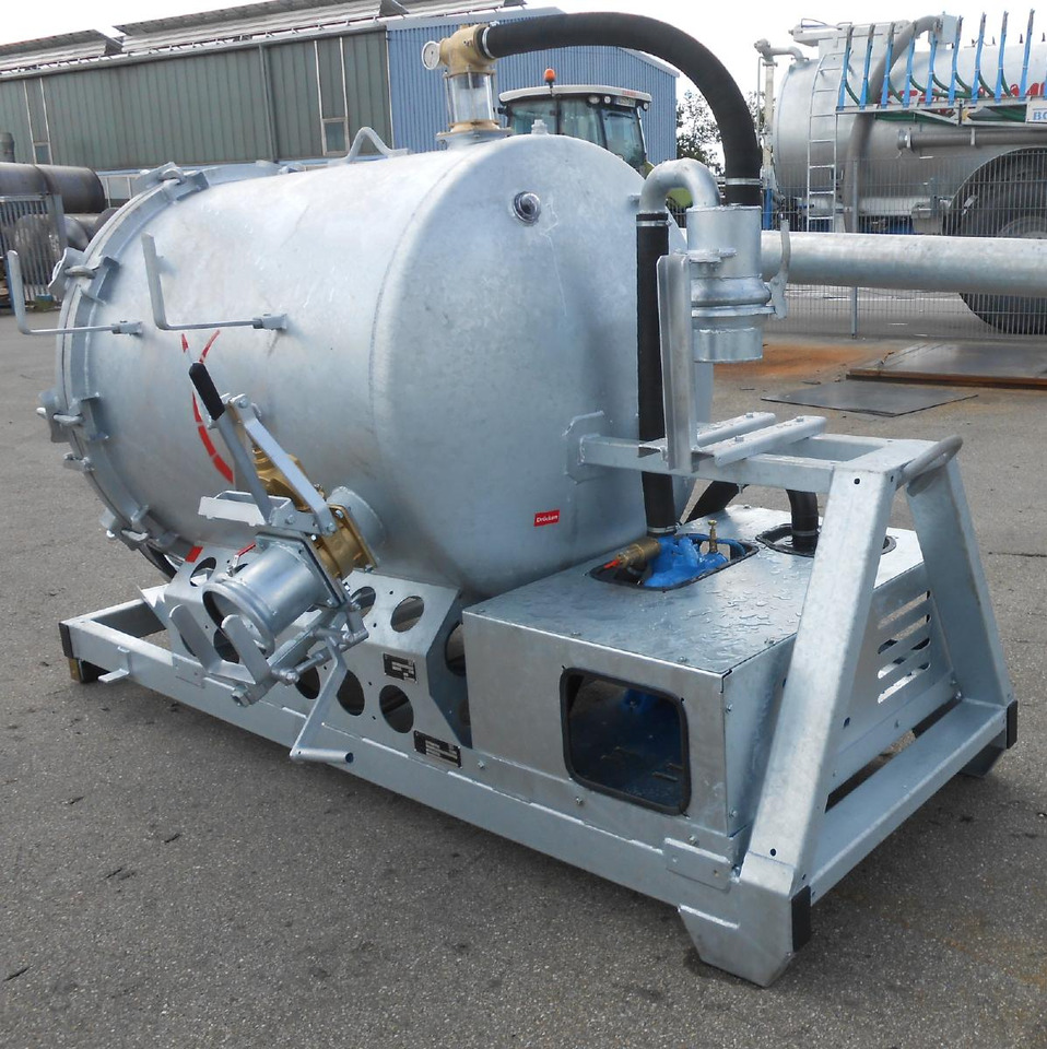 S-Vac 2200 Multi S-Vac 2200l Multi vacuum system / vacuum container - Szippantós autó: 4 kép. S-Vac 2200 Multi S-Vac 2200l Multi vacuum system / vacuum container - Szippantós autó: 4 kép.