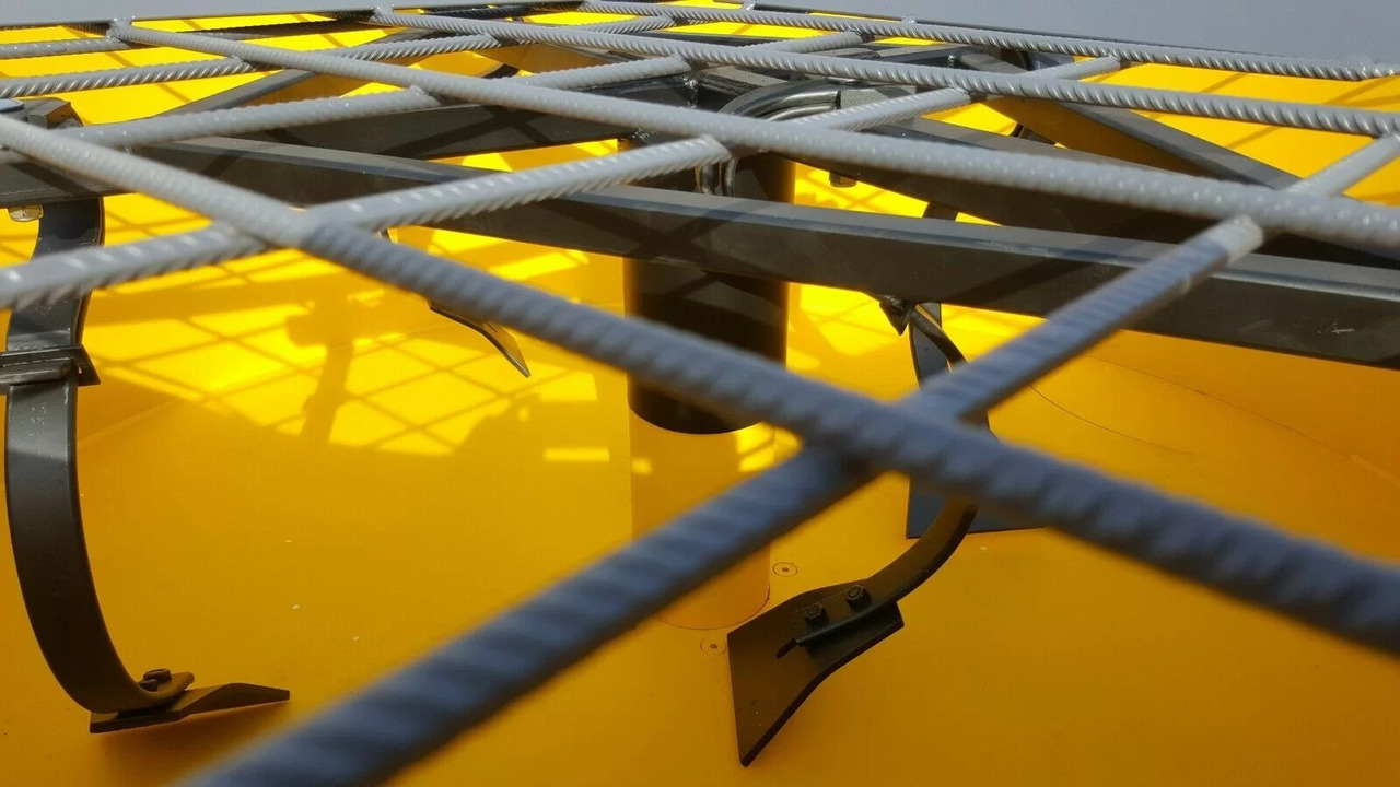 DC Betonmischer / Electric concrete mixer / Malaxeur à béton électrique / Betoniera / Бетономешалка с электроприводом / Betoniarka elektryczna 1000 l - Betonüzem: 5 kép. DC Betonmischer / Electric concrete mixer / Malaxeur à béton électrique / Betoniera / Бетономешалка с электроприводом / Betoniarka elektryczna 1000 l - Betonüzem: 5 kép.