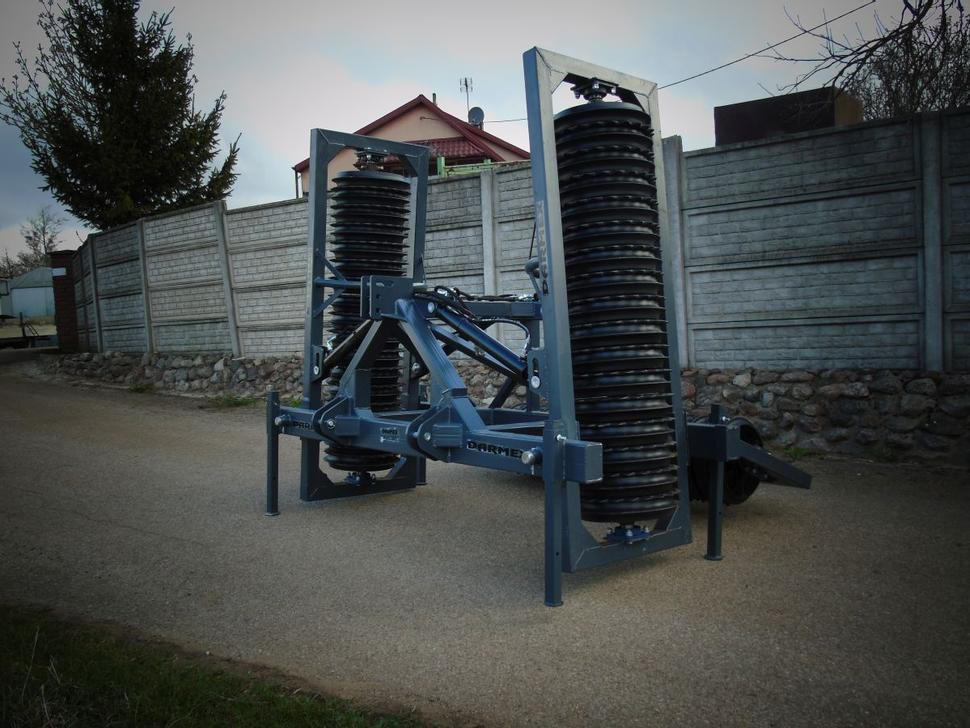 Darmex Cambridge-Walze / Roller / Rouleau / Rullo / Вал / Wał 4 m - Mezőgazdasági hengerek: 3 kép. Darmex Cambridge-Walze / Roller / Rouleau / Rullo / Вал / Wał 4 m - Mezőgazdasági hengerek: 3 kép.