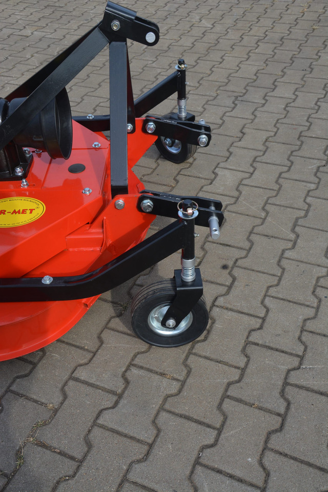 JAR-MET Orchard mower / Obstgartenmäher / Tondeuse verger / Kosiarka sadownicza 1,8 m - Fűkasza: 3 kép. JAR-MET Orchard mower / Obstgartenmäher / Tondeuse verger / Kosiarka sadownicza 1,8 m - Fűkasza: 3 kép.