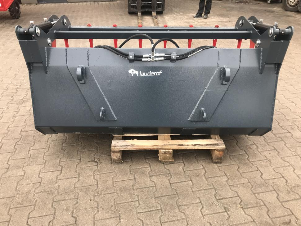 Lauderof Krokodilschaufel / Manure grab / Grappin à fumier / Benna coccodrillo / Ковш-захват / Łyżko-krokodyl 1,8 m - Bálafogó - Traktor: 4 kép. Lauderof Krokodilschaufel / Manure grab / Grappin à fumier / Benna coccodrillo / Ковш-захват / Łyżko-krokodyl 1,8 m - Bálafogó - Traktor: 4 kép.