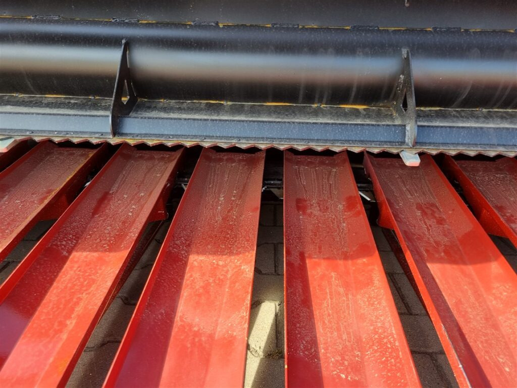 Lupus Sonnenblummenvorsatz / Sunflower harvester / Coupe à tournesol / Сosechadora / Macchina per la raccolta dei girasoli / Жатка для подсолнечника / Przystawka do słonecznika 6,5 m - Napraforgó adapter: 4 kép. Lupus Sonnenblummenvorsatz / Sunflower harvester / Coupe à tournesol / Сosechadora / Macchina per la raccolta dei girasoli / Жатка для подсолнечника / Przystawka do słonecznika 6,5 m - Napraforgó adapter: 4 kép.