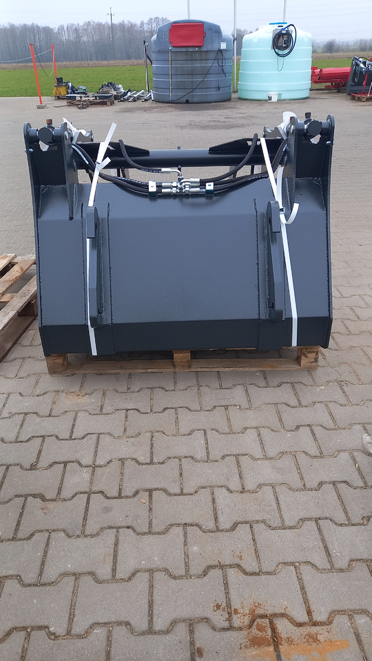 METAL-TECHNIK Krokodilschaufel / Manure grab / Grappin à fumier Weidemann 1,2 m - Kanál - Teherautó: 2 kép. METAL-TECHNIK Krokodilschaufel / Manure grab / Grappin à fumier Weidemann 1,2 m - Kanál - Teherautó: 2 kép.