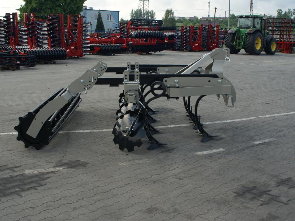 Új Kultivátor ROLEX Flügelschargrubber / Stubble cultivator / Dechaumeur à dents / Стерневой культиватор / Agregat podorywkowy 3 m: 9 kép. Új Kultivátor ROLEX Flügelschargrubber / Stubble cultivator / Dechaumeur à dents / Стерневой культиватор / Agregat podorywkowy 3 m: 9 kép.