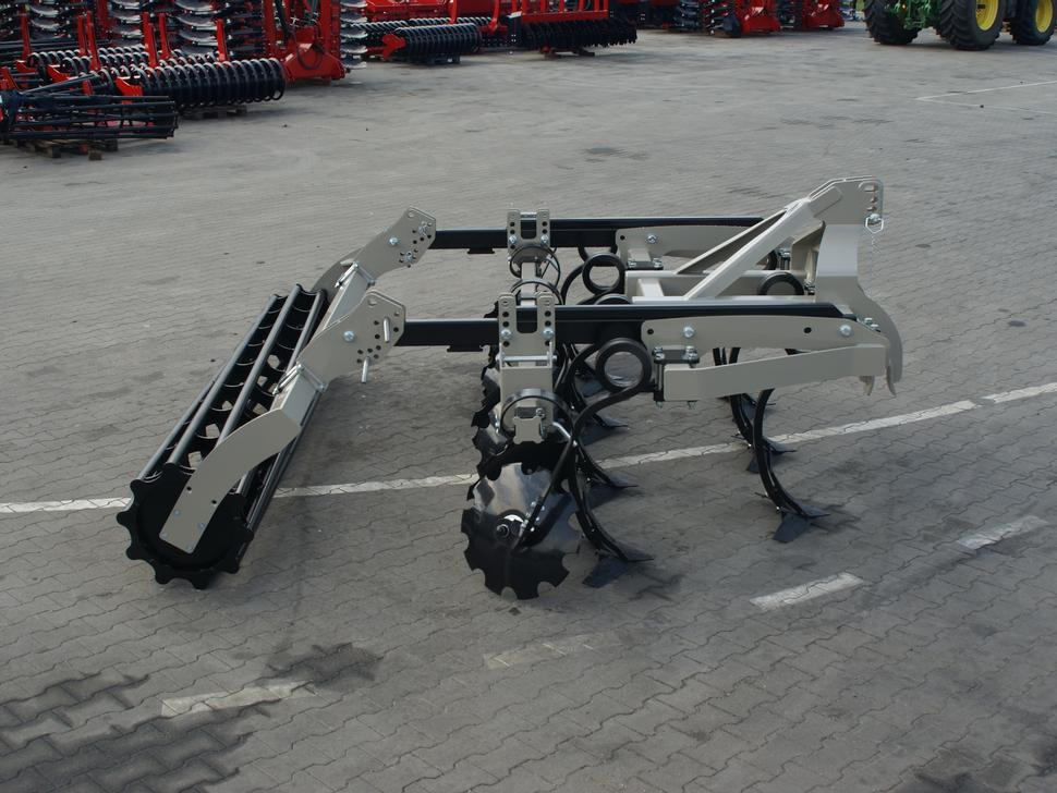 Új Kultivátor ROLEX Flügelschargrubber / Stubble cultivator / Dechaumeur à dents / Стерневой культиватор / Agregat podorywkowy 3 m: 10 kép. Új Kultivátor ROLEX Flügelschargrubber / Stubble cultivator / Dechaumeur à dents / Стерневой культиватор / Agregat podorywkowy 3 m: 10 kép.