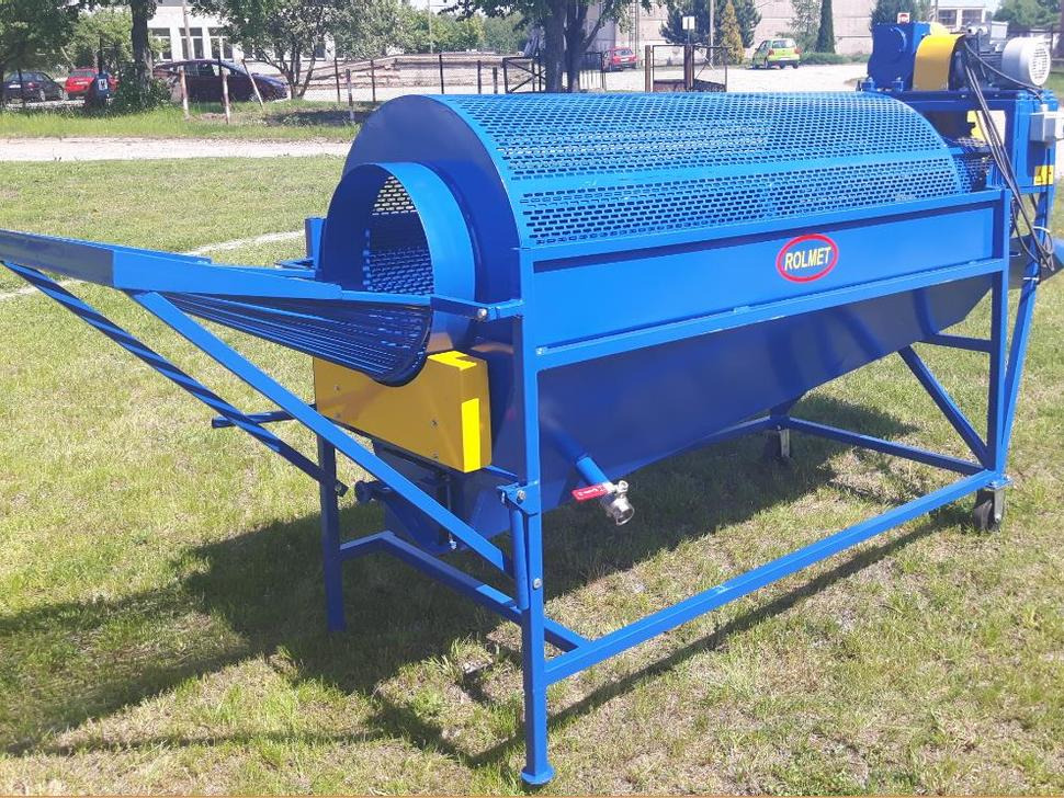 Rolmet Trommelwaschmaschine / Vegetables washing / Machine Laveuse de légume / Lavatrice agroalimentare / Lavadora de verduras / Барабанная мойка / Płuczka bębnowa PB-1 - Betakarítás utáni berendezés: 2 kép. Rolmet Trommelwaschmaschine / Vegetables washing / Machine Laveuse de légume / Lavatrice agroalimentare / Lavadora de verduras / Барабанная мойка / Płuczka bębnowa PB-1 - Betakarítás utáni berendezés: 2 kép.
