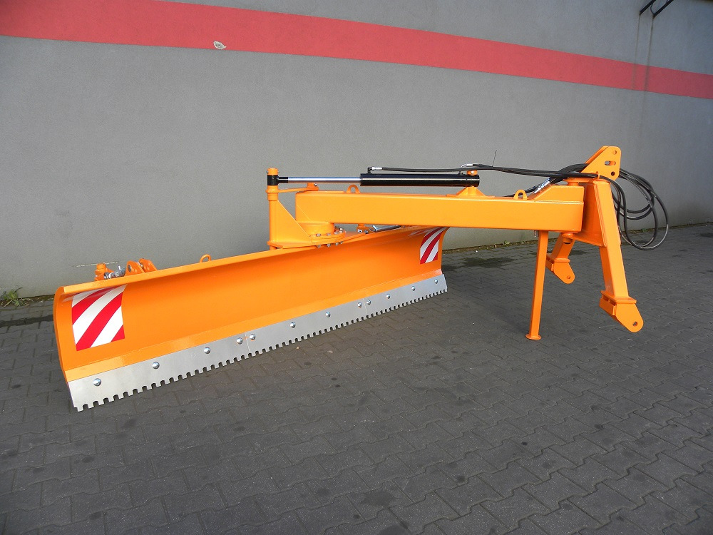 Spawex Hydraulischer Heckpflug / Hydraulic rear plow / Lame arrière / Arado hidráulico trasero / Pług tylny hydrauliczny 3 m - Hóeke - Kommunális traktor: 4 kép. Spawex Hydraulischer Heckpflug / Hydraulic rear plow / Lame arrière / Arado hidráulico trasero / Pług tylny hydrauliczny 3 m - Hóeke - Kommunális traktor: 4 kép.