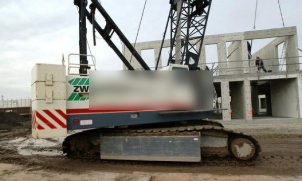 Terex CC 400 - Lánctalpas daru: 4 kép. Terex CC 400 - Lánctalpas daru: 4 kép.