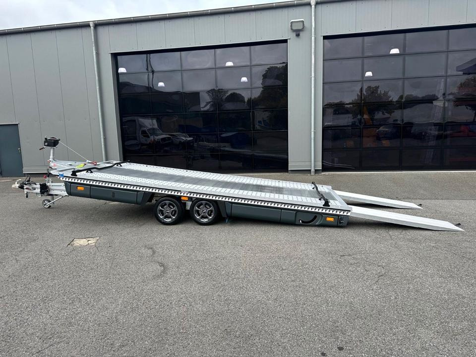 Fitzel MAXINO sv 35-22/50 ÜRV MODELL 2025 - Pótkocsi autószállító: 3 kép. Fitzel MAXINO sv 35-22/50 ÜRV MODELL 2025 - Pótkocsi autószállító: 3 kép.