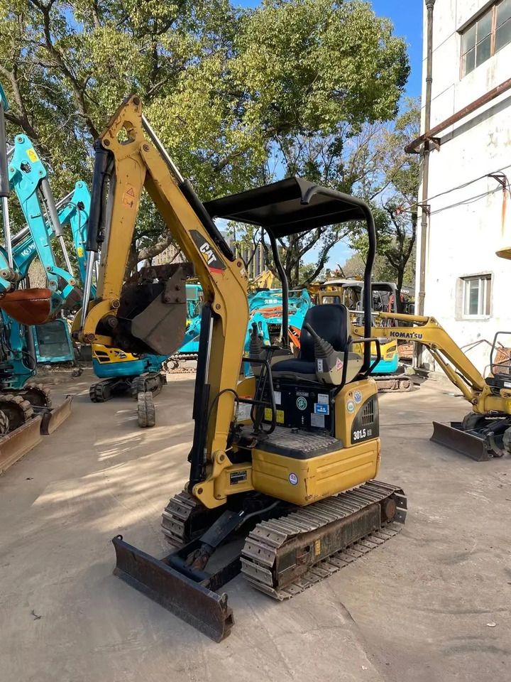 Best Value! CATERPILLAR 301.5 - Minikotró: 1 kép. Best Value! CATERPILLAR 301.5 - Minikotró: 1 kép.