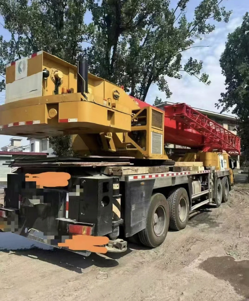 SANY STC800E5 - Autódaru: 2 kép. SANY STC800E5 - Autódaru: 2 kép.