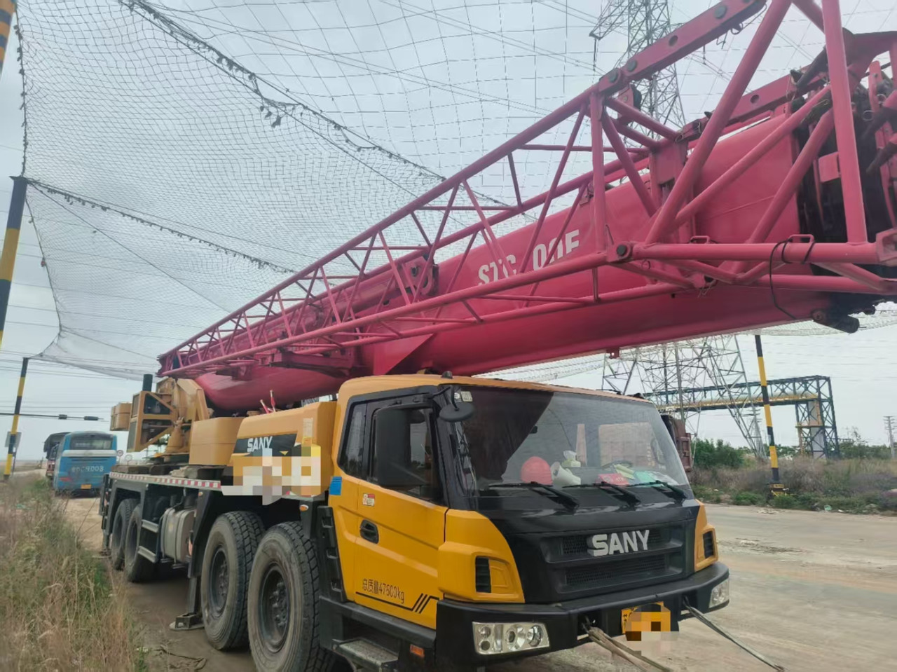SANY STC800E5 - Autódaru: 4 kép. SANY STC800E5 - Autódaru: 4 kép.