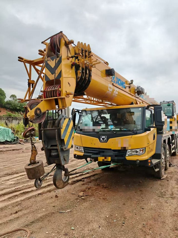 XCMG XCT60L5 - Autódaru: 1 kép. XCMG XCT60L5 - Autódaru: 1 kép.