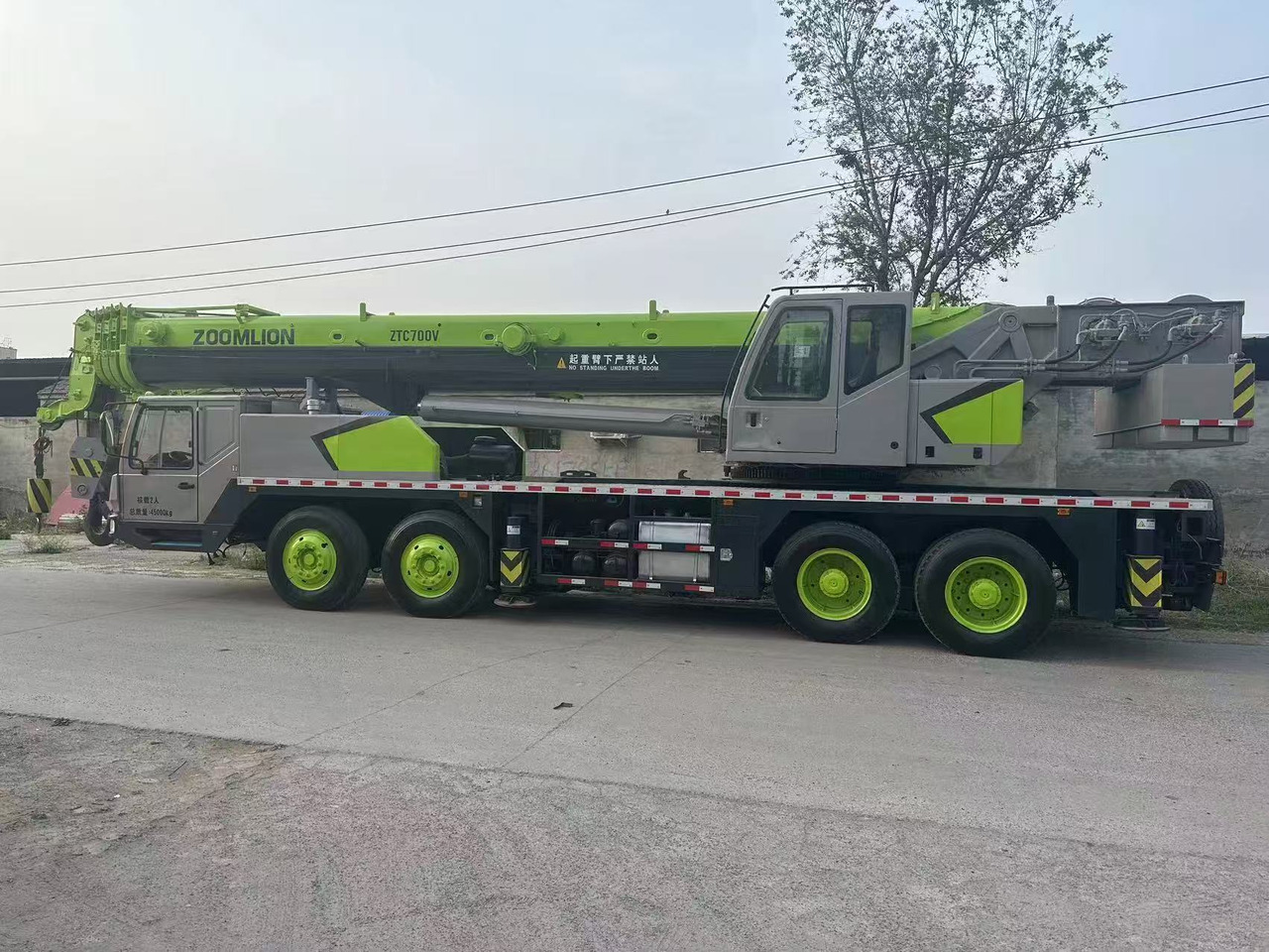 ZOOMLION ZTC701V - Autódaru: 1 kép. ZOOMLION ZTC701V - Autódaru: 1 kép.